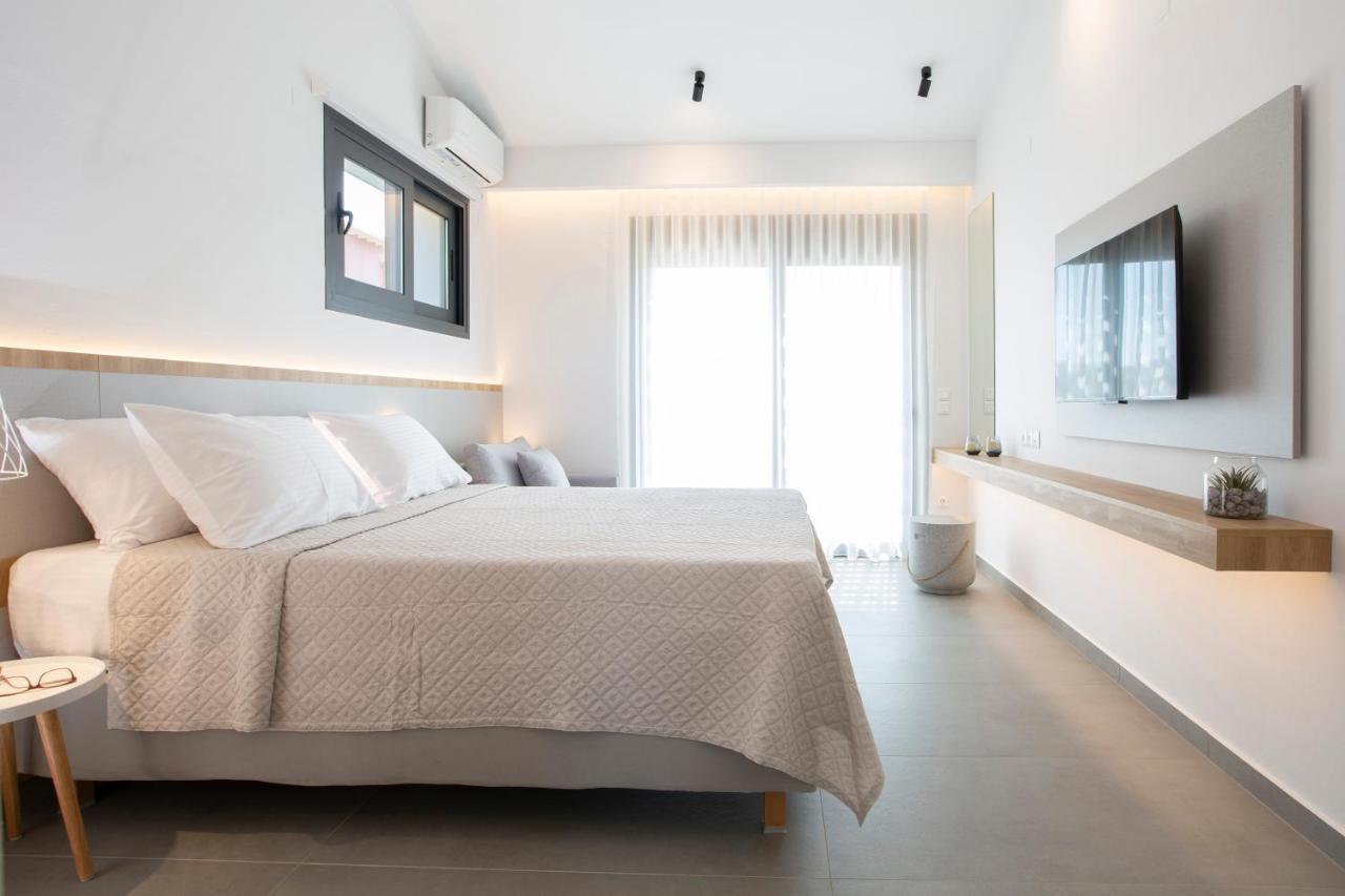 Elianthi Luxury *